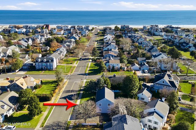 204 Neptune Place, Sea Girt, NJ 08750