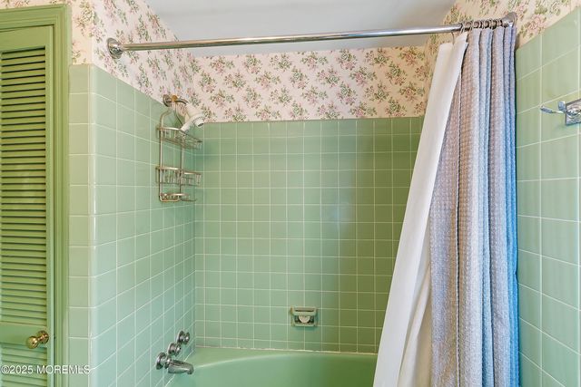 204 Neptune Place, Sea Girt, NJ 08750