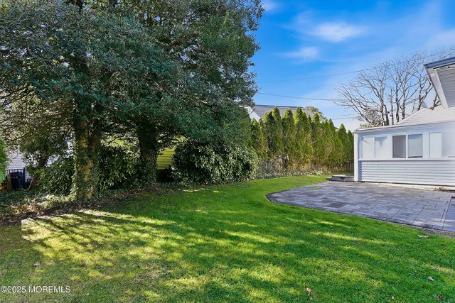 204 Neptune Place, Sea Girt, NJ 08750