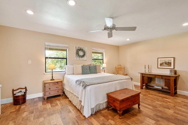 1905 Brushy Bend DR, Round Rock, TX 78681