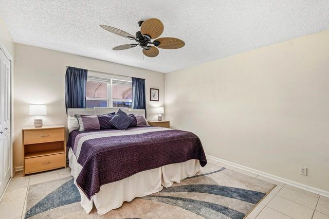 4850 NW 4th Street A, Delray Beach, FL 33445