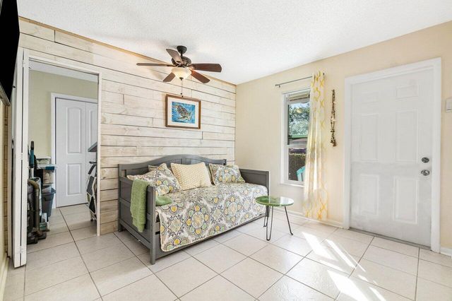 4850 NW 4th Street A, Delray Beach, FL 33445