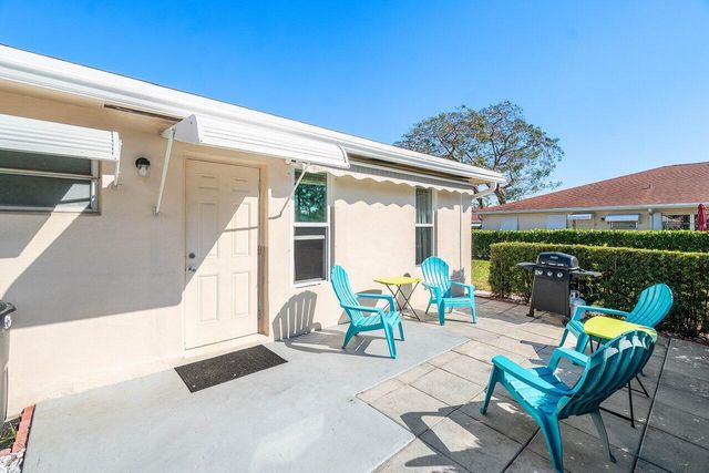 4850 NW 4th Street A, Delray Beach, FL 33445