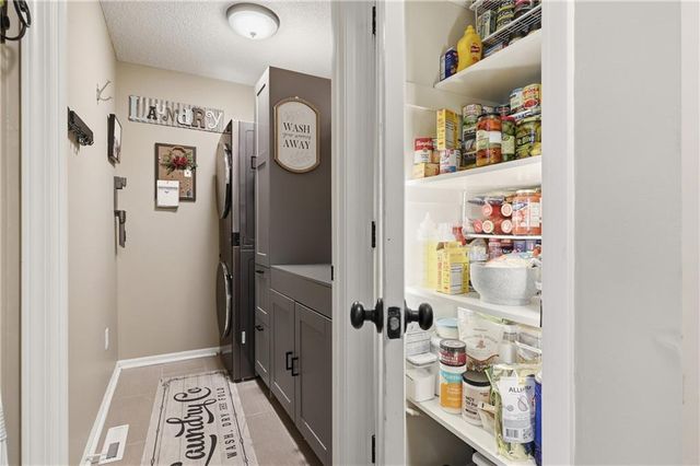 3312 S Prescott Avenue, Blue Springs, MO 64015