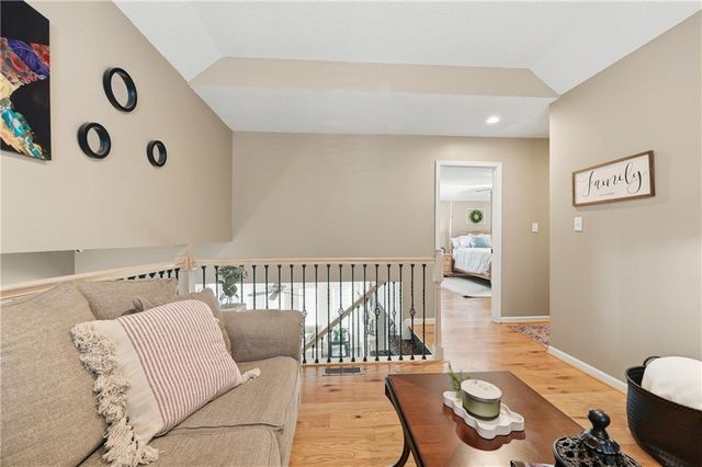 3312 S Prescott Avenue, Blue Springs, MO 64015