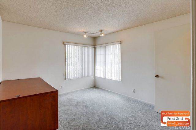 11350 Foothill, Lakeview Terrace, CA 91342