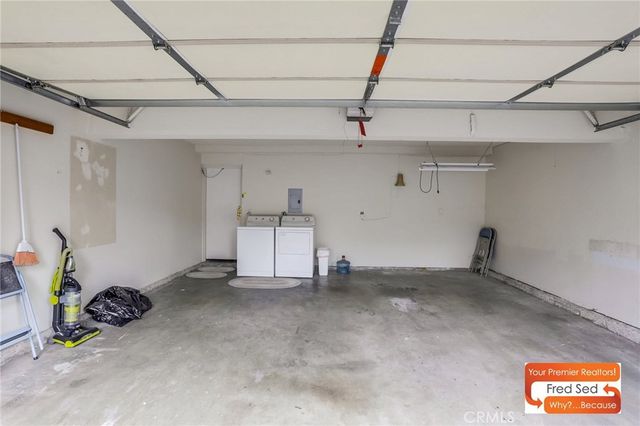 11350 Foothill, Lakeview Terrace, CA 91342