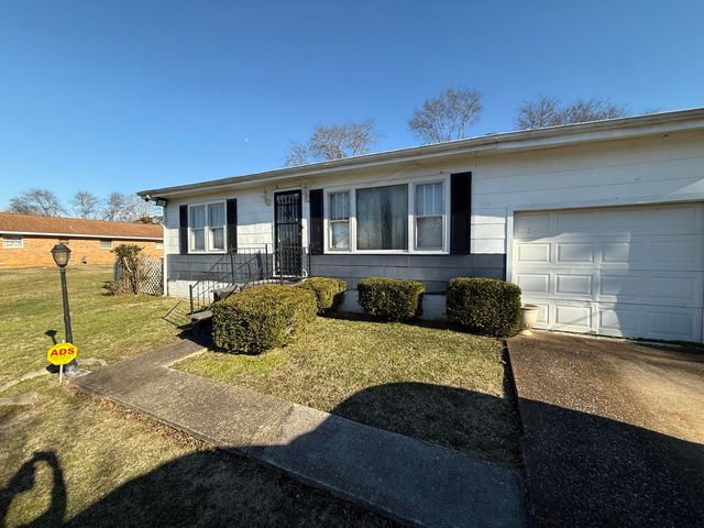 5502 Pearl Street, Ooltewah, TN 37363