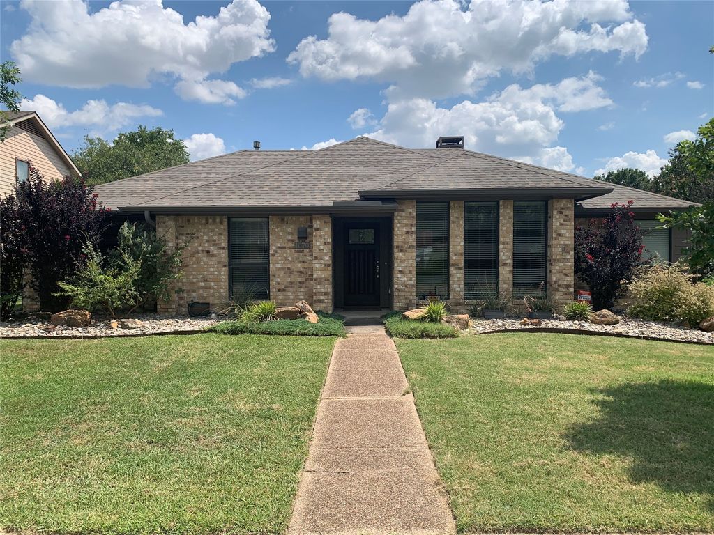 1670 Glencairn Lane, Lewisville, TX 75067