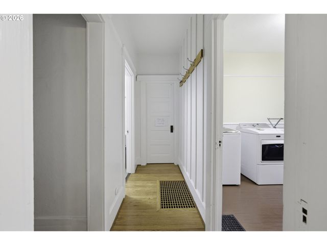 3419 Sw DOSCH Rd, Portland, OR 97239