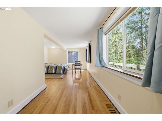 3419 Sw DOSCH Rd, Portland, OR 97239