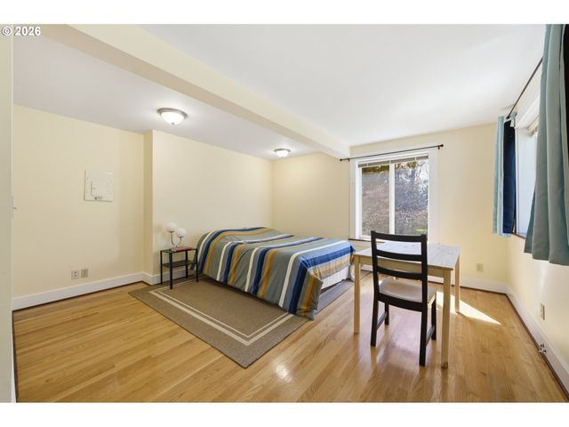 3419 Sw DOSCH Rd, Portland, OR 97239