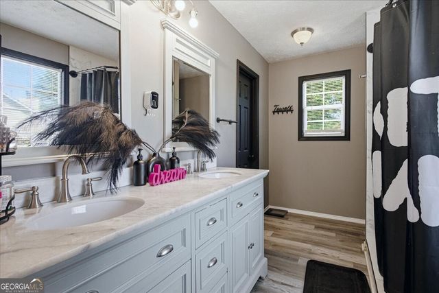 1459 Bridgewater Branch, Stone Mountain, GA 30088