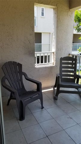 255 CAPRI CIRCLE N 17, Treasure Island, FL 33706