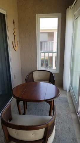 255 CAPRI CIRCLE N 17, Treasure Island, FL 33706