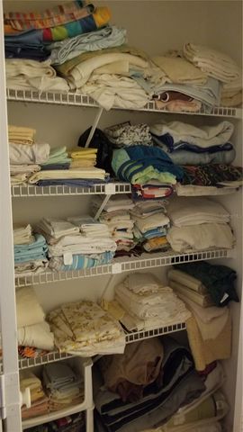255 CAPRI CIRCLE N 17, Treasure Island, FL 33706