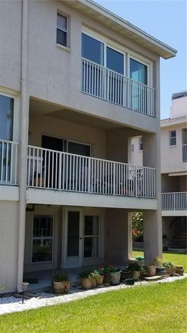 255 CAPRI CIRCLE N 17, Treasure Island, FL 33706