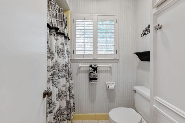 13643 Glen Erica Drive, Houston, TX 77069