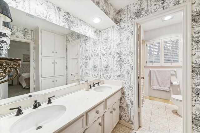 13643 Glen Erica Drive, Houston, TX 77069