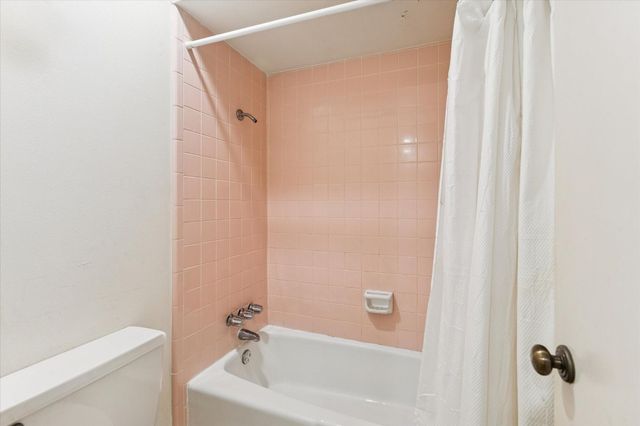 13643 Glen Erica Drive, Houston, TX 77069