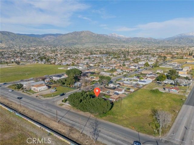 7977 Victoria Avenue, Highland, CA 92346