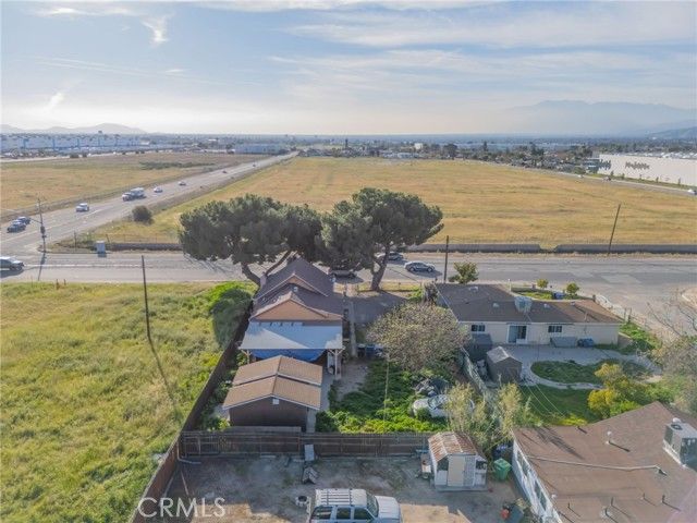7977 Victoria Avenue, Highland, CA 92346