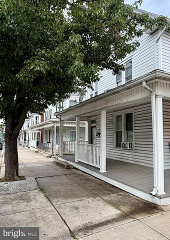515 W BROADWAY, Red Lion, PA 17356