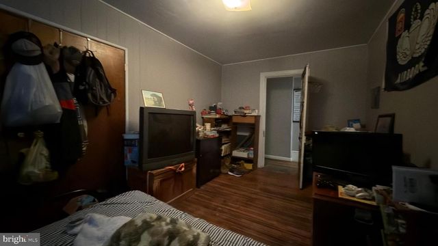 515 W BROADWAY, Red Lion, PA 17356