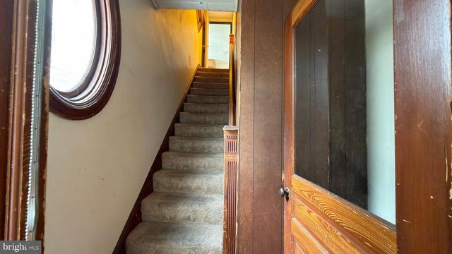 515 W BROADWAY, Red Lion, PA 17356