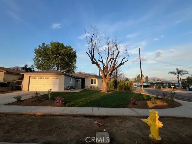 13180 Norris Avenue, Sylmar, CA 91342