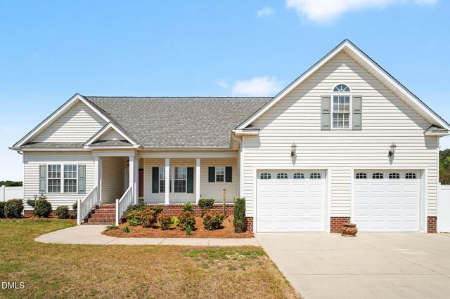 215 Ellington Way, La Grange, NC 28551