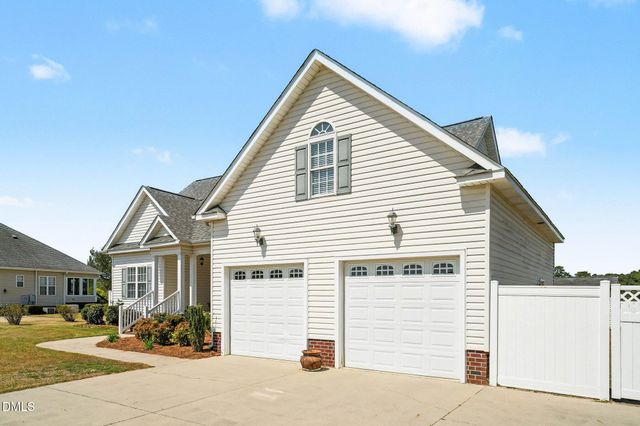 215 Ellington Way, La Grange, NC 28551