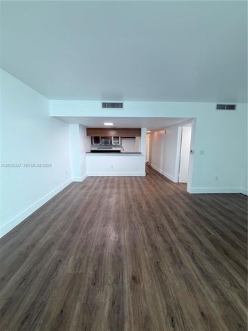 1800 N Bayshore Dr 3511, Miami, FL 33132