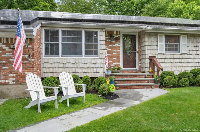 257 Bow Drive, Hauppauge, NY 11788