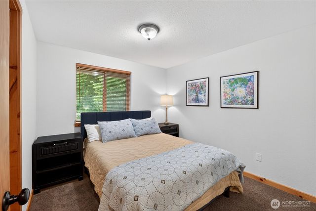 10303 Matthews Avenue, Anderson Island, WA 98303