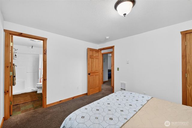 10303 Matthews Avenue, Anderson Island, WA 98303