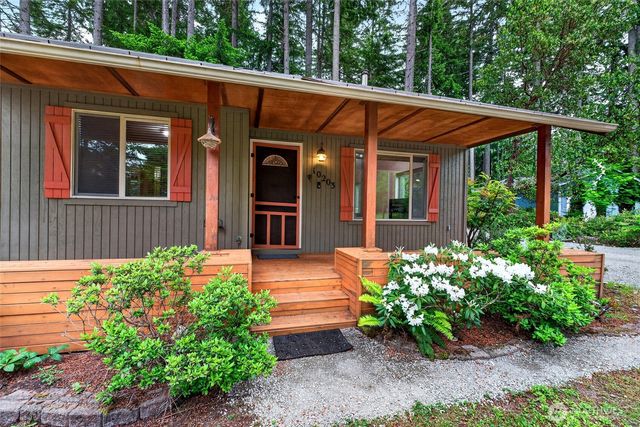 10303 Matthews Avenue, Anderson Island, WA 98303