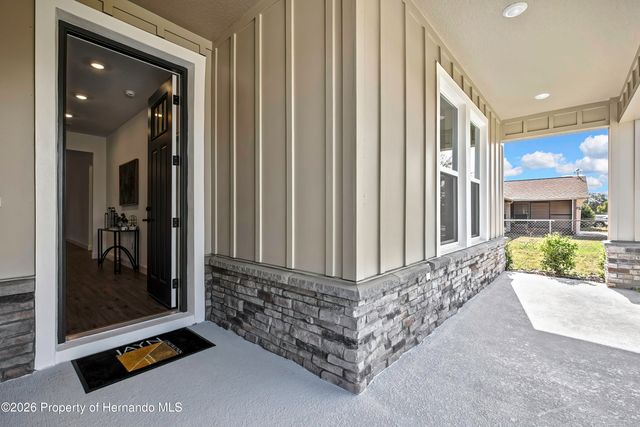 5180 Winterville Road, Spring Hill, FL 34608