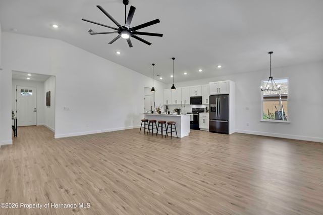 5180 Winterville Road, Spring Hill, FL 34608