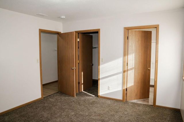 102 Steuben Court, Erie, KS 66733