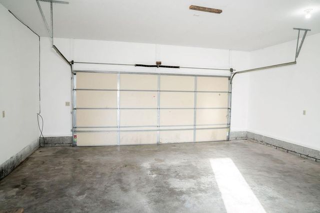 102 Steuben Court, Erie, KS 66733