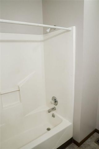 102 Steuben Court, Erie, KS 66733