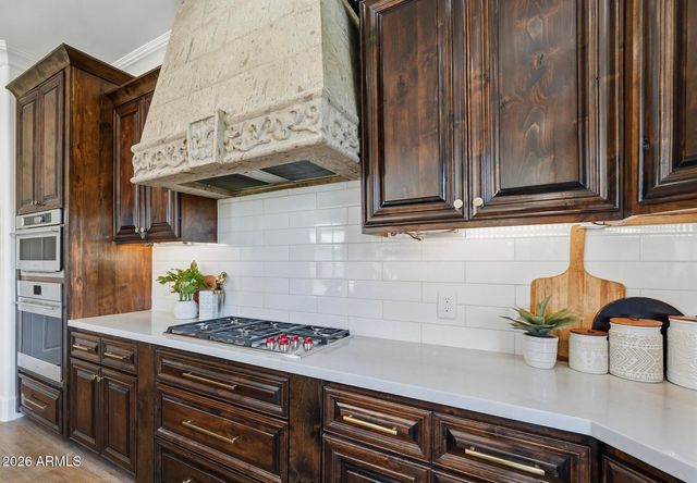 215 S PARKCREST Street, Gilbert, AZ 85296