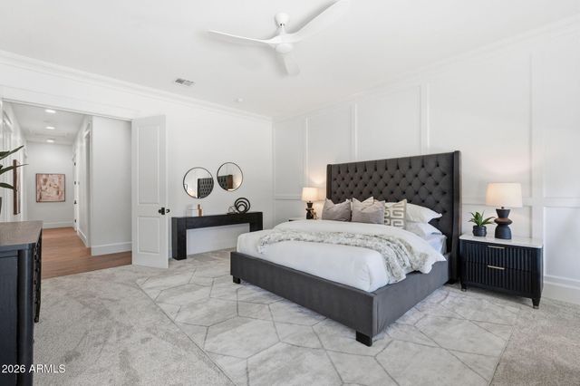 215 S PARKCREST Street, Gilbert, AZ 85296
