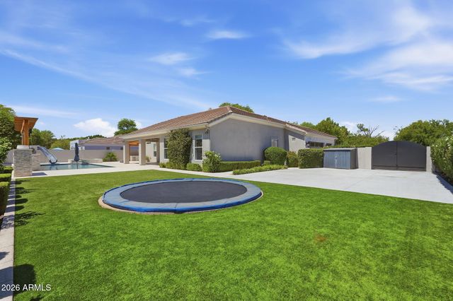 215 S PARKCREST Street, Gilbert, AZ 85296