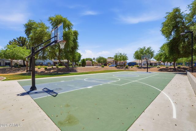 215 S PARKCREST Street, Gilbert, AZ 85296