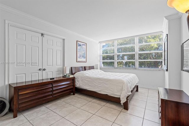 2016 Bay Dr 203, Miami Beach, FL 33141