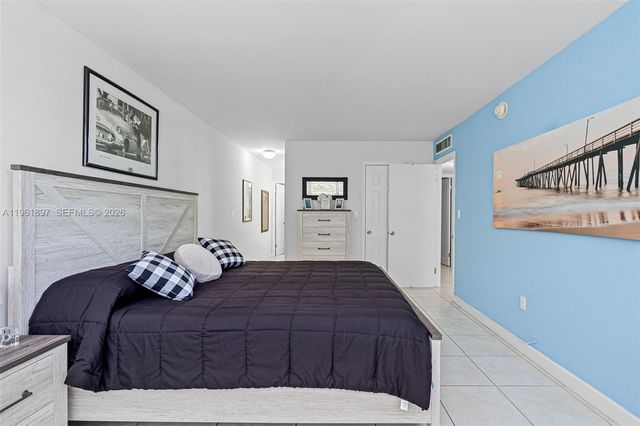 2016 Bay Dr 203, Miami Beach, FL 33141