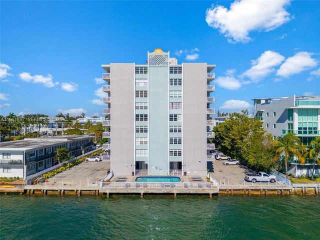 2016 Bay Dr 203, Miami Beach, FL 33141