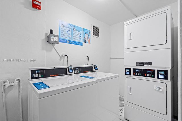 2016 Bay Dr 203, Miami Beach, FL 33141